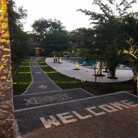 Villa Pulu 乌鲁瓦图 外观 照片